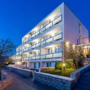 Hotel Roccia ***